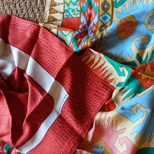 Set of two LONGCHAMP Scarves